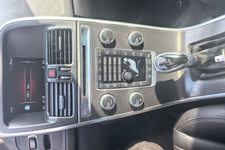 Used Volvo XC60 2014 Restyled T5 Zhiya Edition Interior 2