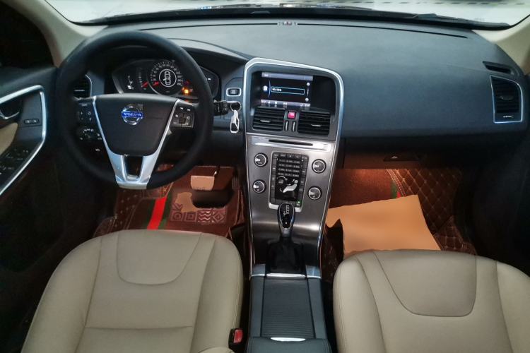 Used Volvo XC60 2014 T5 Zhiyi Edition Interior 2