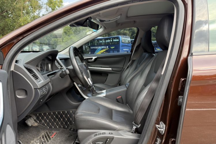 Used Volvo XC60 2014 T5 Zhiyi Edition Interior 2