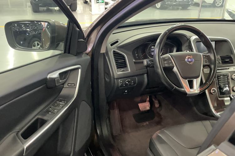 Used Volvo XC60 2014 T5 Zhiyi Edition Interior 2