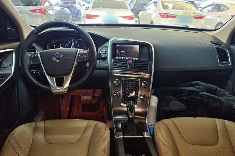Used Volvo XC60 2014 T5 Zhiya Edition Interior 2
