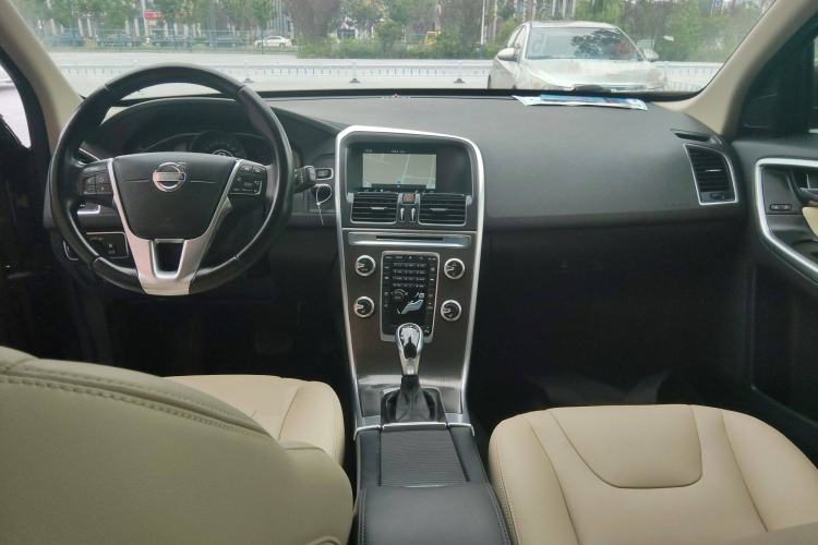 Used Volvo XC60 2014 T5 Zhiyi Edition Interior 2