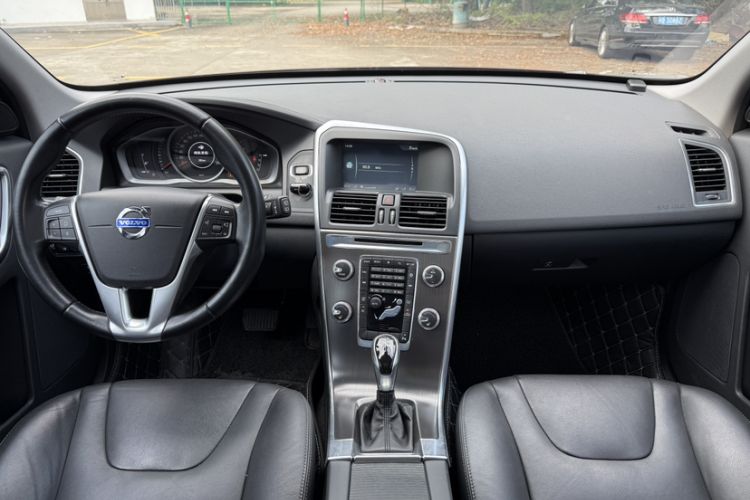 Used Volvo XC60 2014 T5 Zhiyi Edition Interior 3