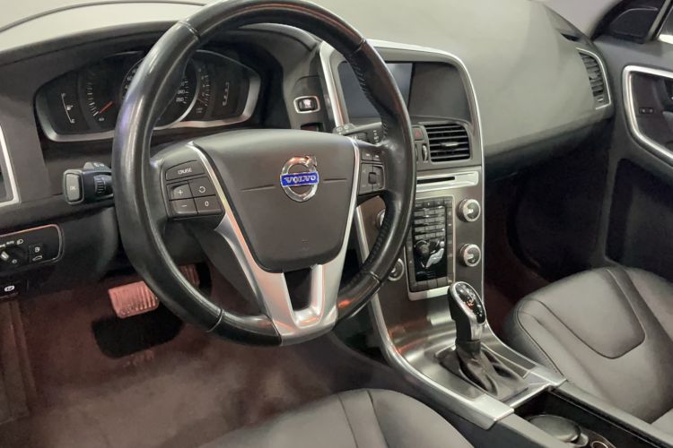 Used Volvo XC60 2014 T5 Zhiyi Edition Interior 3