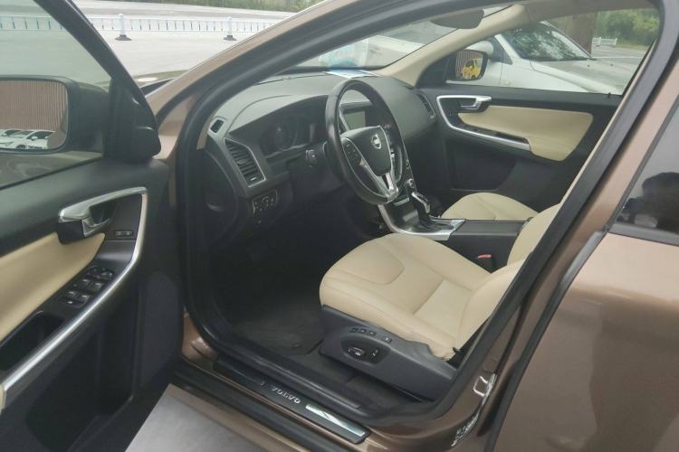 Used Volvo XC60 2014 T5 Zhiyi Edition Interior 3