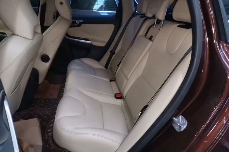 Used Volvo XC60 2014 T5 Zhiyi Edition Interior 4