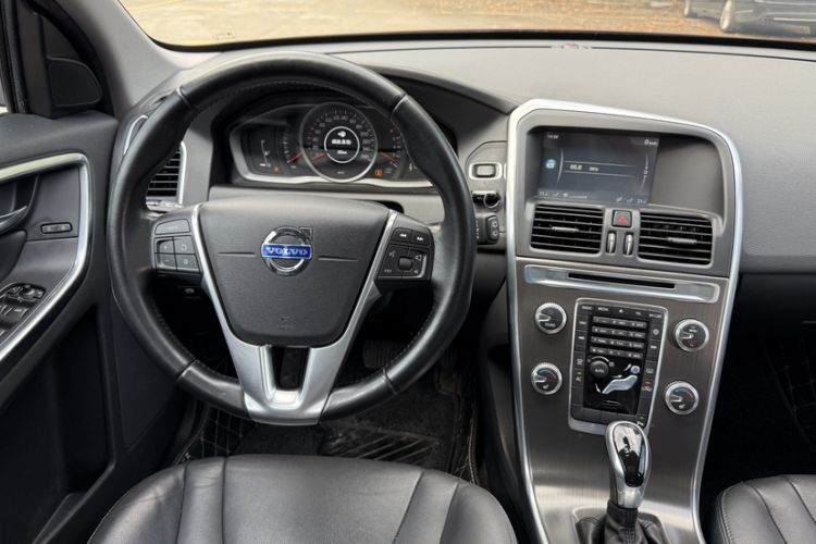 Used Volvo XC60 2014 T5 Zhiyi Edition Interior 4