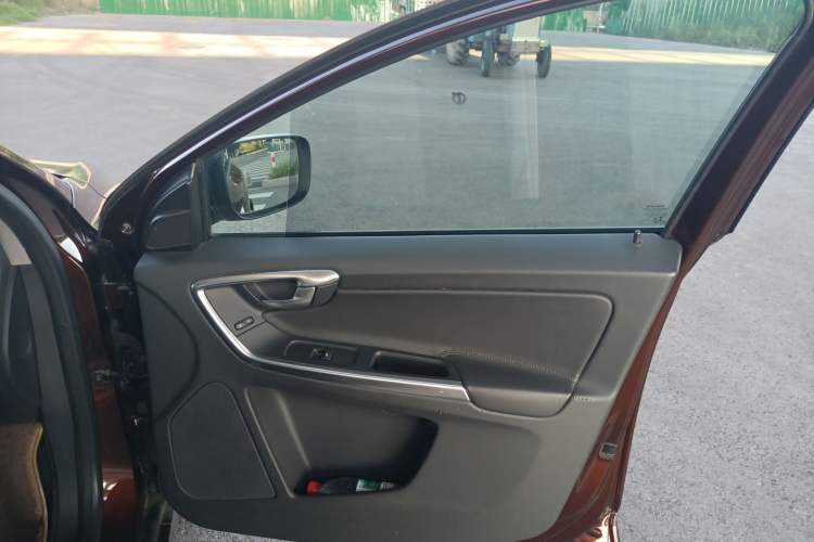 Used Volvo XC60 2014 Facelift T5 Zhiyi Edition Interior 5