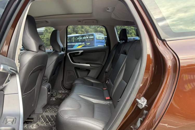 Used Volvo XC60 2014 T5 Zhiyi Edition Interior 6