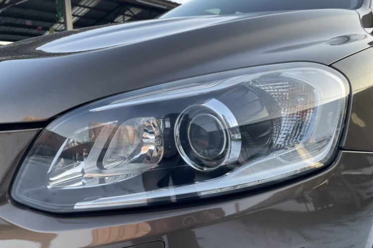 Used Volvo XC60 2014 Facelift T5 Zhiyi Edition Left Front Headlight