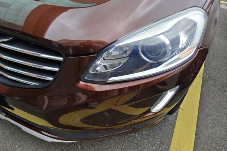 Used Volvo XC60 2014 T5 Zhiyi Edition Left Front Headlight