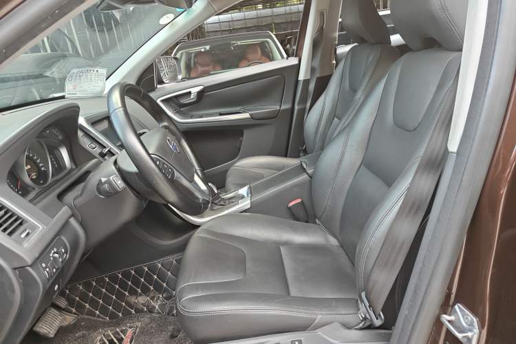 Used Volvo XC60 2014 T5 Zhiyi Edition Left Front Seat