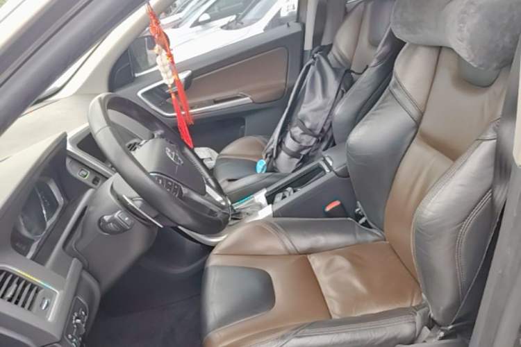 Used Volvo XC60 2014 T6 Zhiyi Edition Left Front Seat