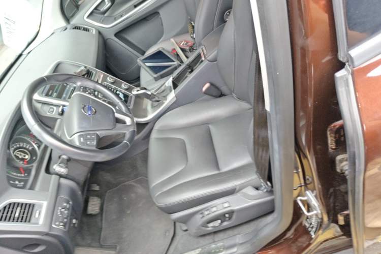 Used Volvo XC60 2014 T5 Zhiyi Edition Left Front Seat
