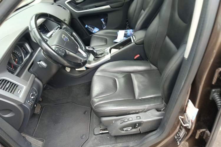 Used Volvo XC60 2014 T5 Zhiyi Edition Left Front Seat
