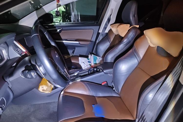 Used Volvo XC60 2014 T6 Zhiyi Edition Left Front Seat