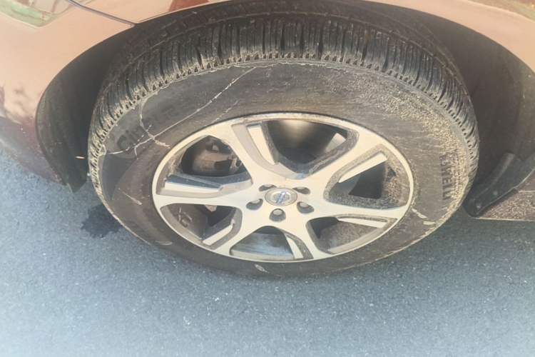 Used Volvo XC60 2014 Restyled T5 Zhiya Edition Left Front Wheel Hub