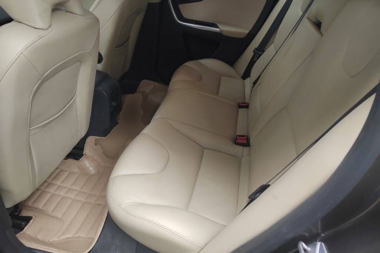 Used Volvo XC60 2014 T5 Smart Edition Left Rear Seat