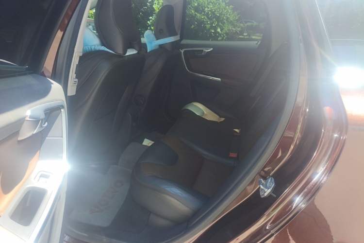 Used Volvo XC60 2014 Restyled T5 Zhiya Edition Left Rear Seat