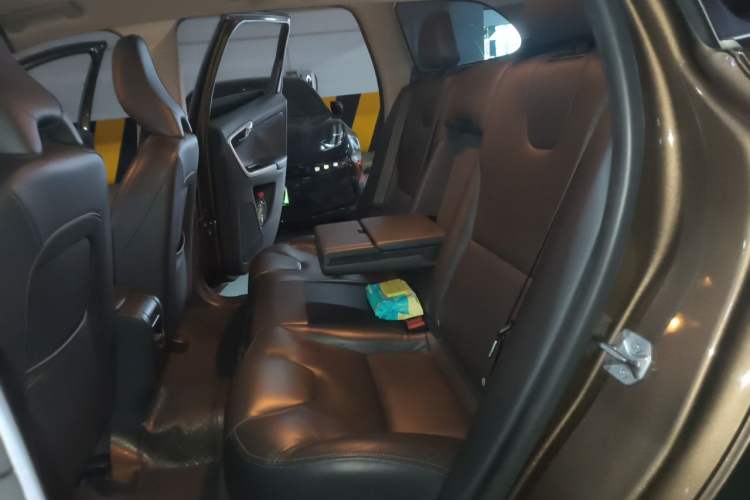 Used Volvo XC60 2014 T5 Zhiyi Edition Left Rear Seat