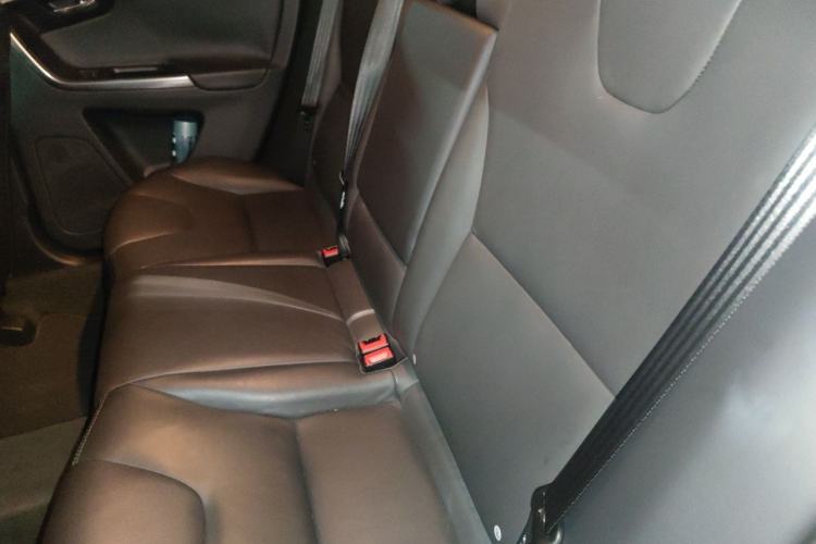 Used Volvo XC60 2014 T5 Zhiyi Edition Left Rear Seat