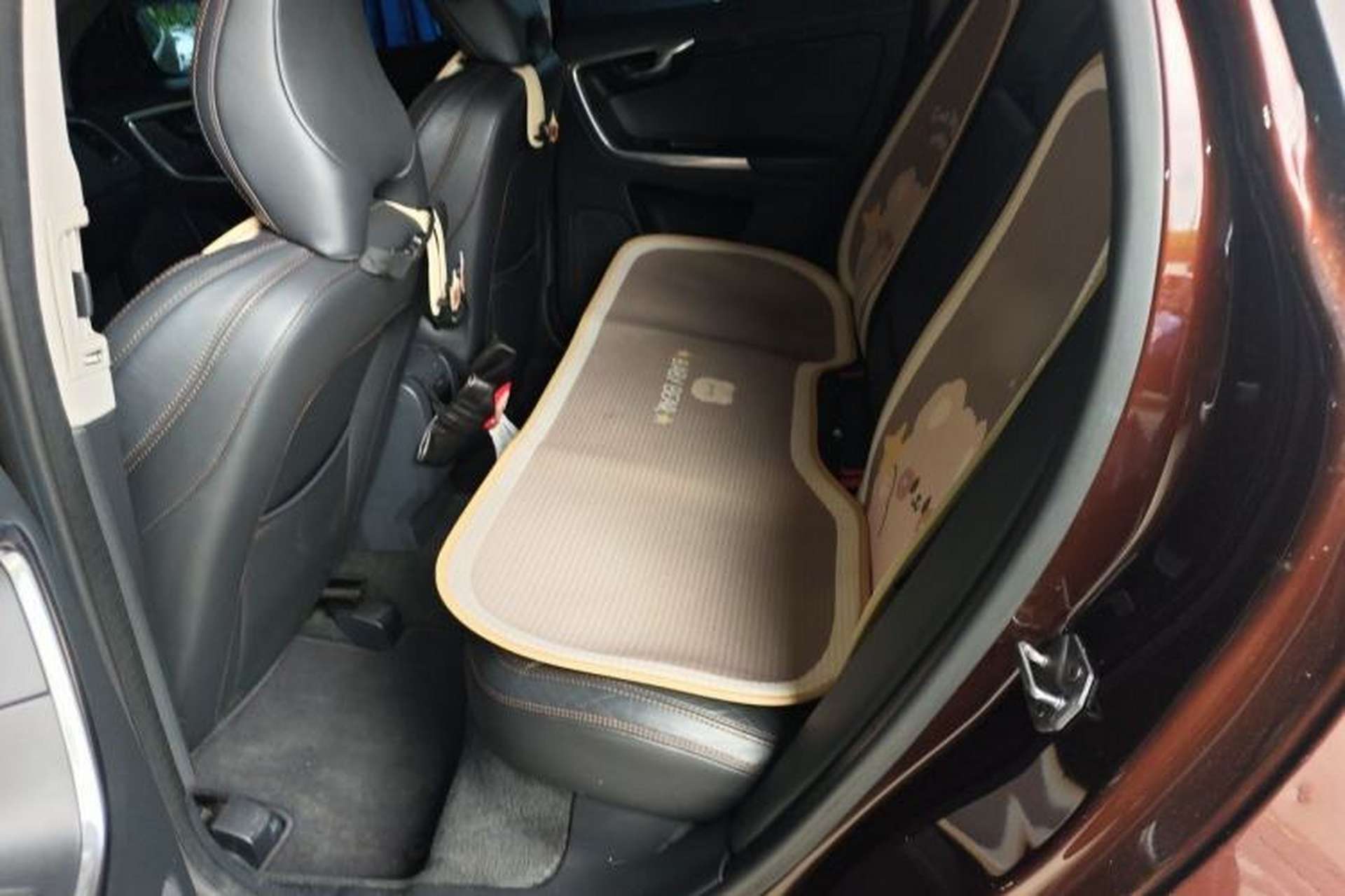 Used Volvo XC60 2014 T6 Zhiyi Edition Left Rear Seat
