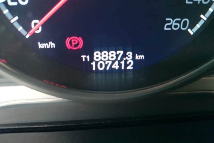 Used Volvo XC60 2014 T6 Zhiyi Edition Odometer Close Up