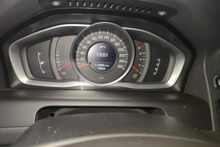 Used Volvo XC60 2014 T5 Zhiyi Edition Odometer Close Up