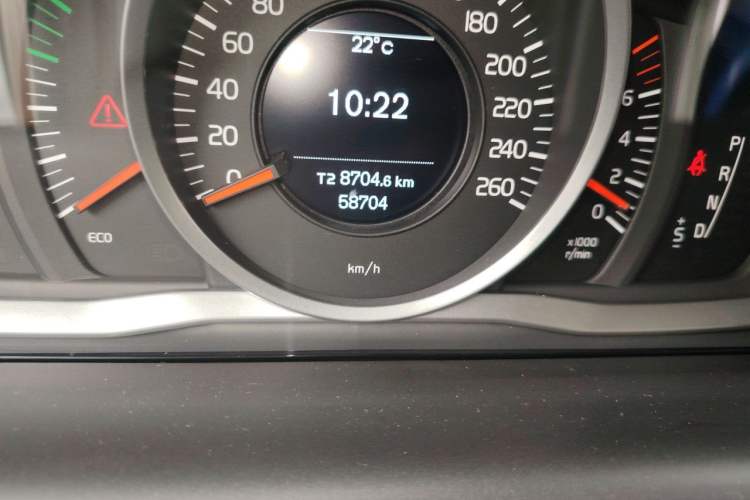 Used Volvo XC60 2014 T5 Zhiyi Edition Odometer Close Up