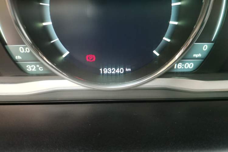Used Volvo XC60 2014 Restyled T5 Zhiya Edition Odometer Close Up