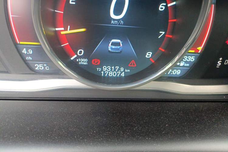 Used Volvo XC60 2014 Restyled T5 Zhiya Edition Odometer Close Up