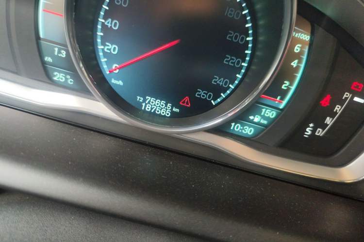 Used Volvo XC60 2014 Restyled T5 Zhiya Edition Odometer Close Up