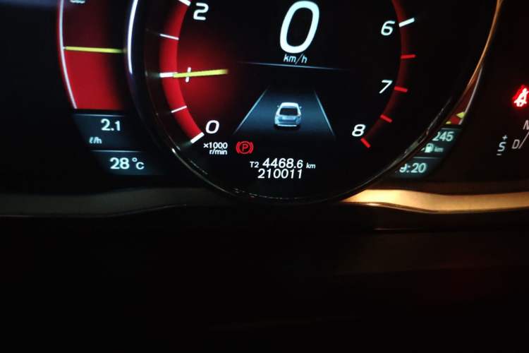 Used Volvo XC60 2014 T5 Zhiyi Edition Odometer Close Up