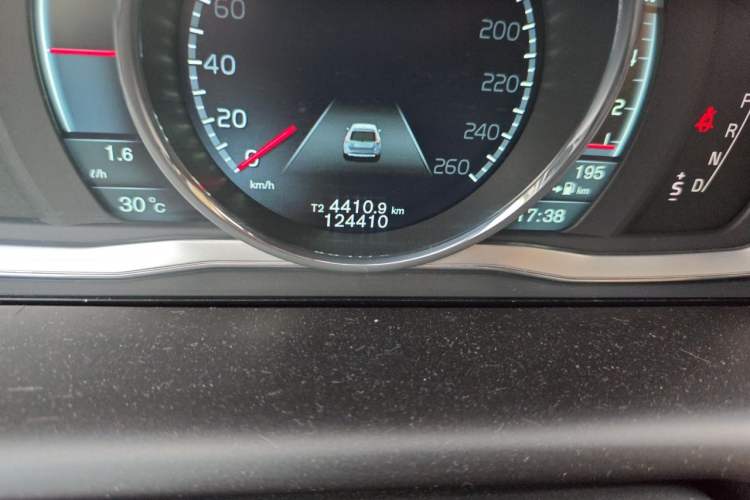 Used Volvo XC60 2014 T6 Zhiya Edition Odometer Close Up