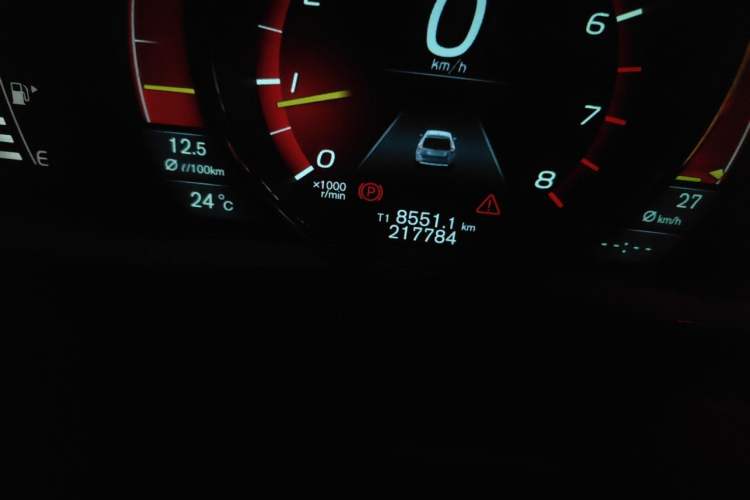 Used Volvo XC60 2014 T5 Zhiya Edition Odometer Close Up