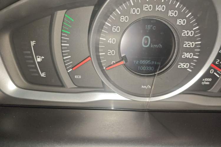 Used Volvo XC60 2014 T5 Zhiyi Edition Odometer Close Up