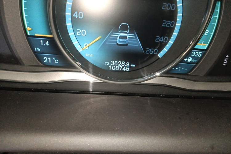 Used Volvo XC60 2014 Restyled T5 Zhiya Edition Odometer Close Up