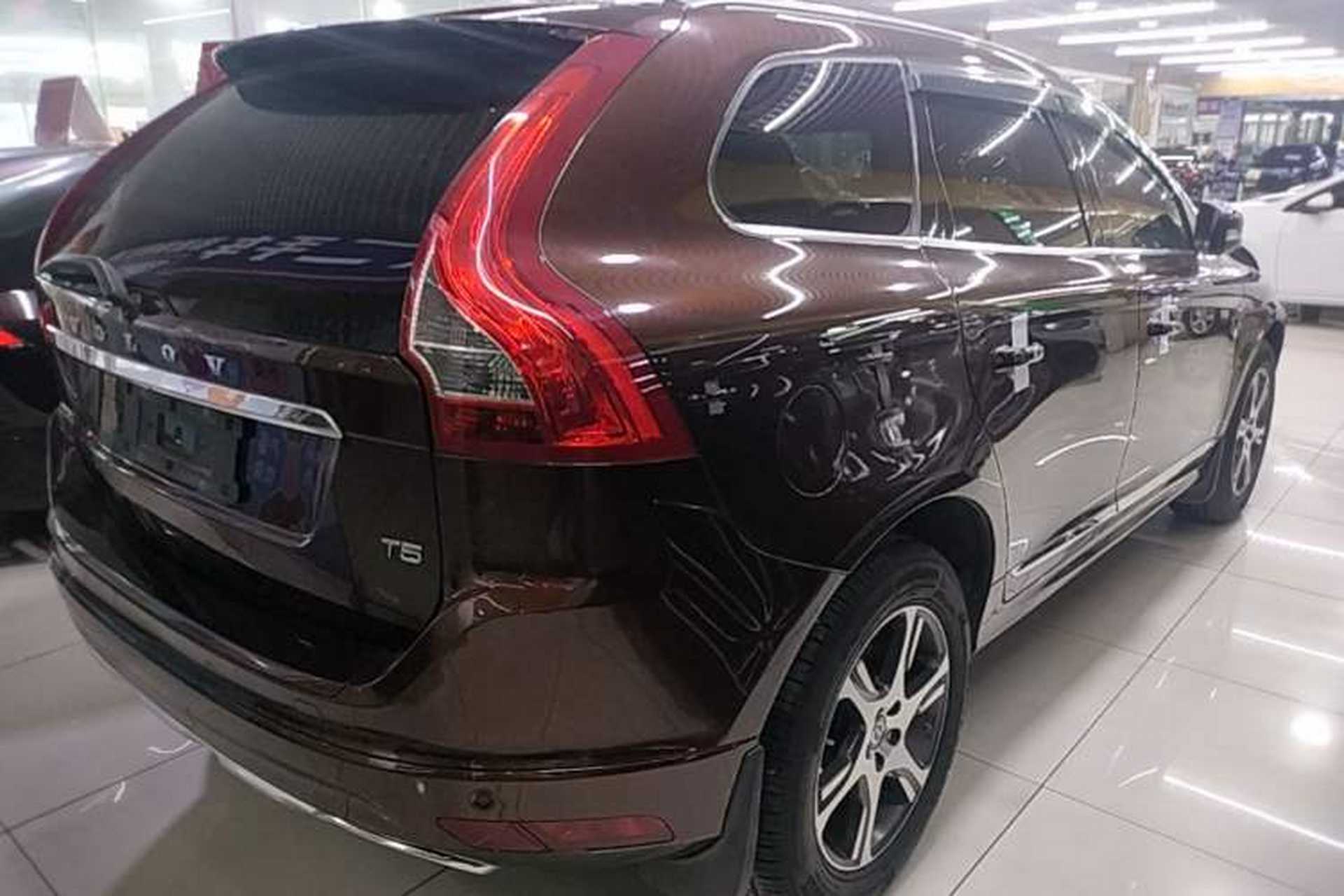 Used Volvo XC60 2014 Restyled T5 Zhiya Edition Rear Right 45 Deg