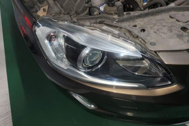 Used Volvo XC60 2014 T5 Zhiyi Edition Right Front Headlight