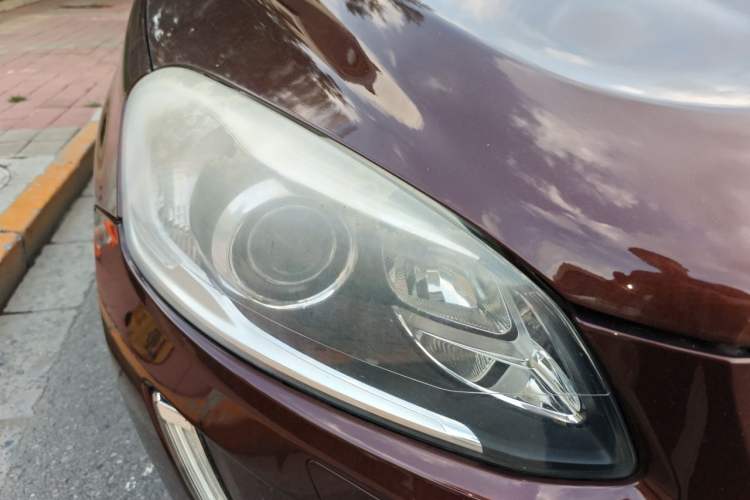 Used Volvo XC60 2014 T6 Zhiya Edition Right Front Headlight