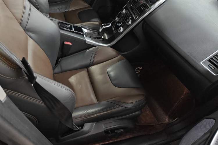 Used Volvo XC60 2014 T6 Zhiyi Edition Right Front Seat