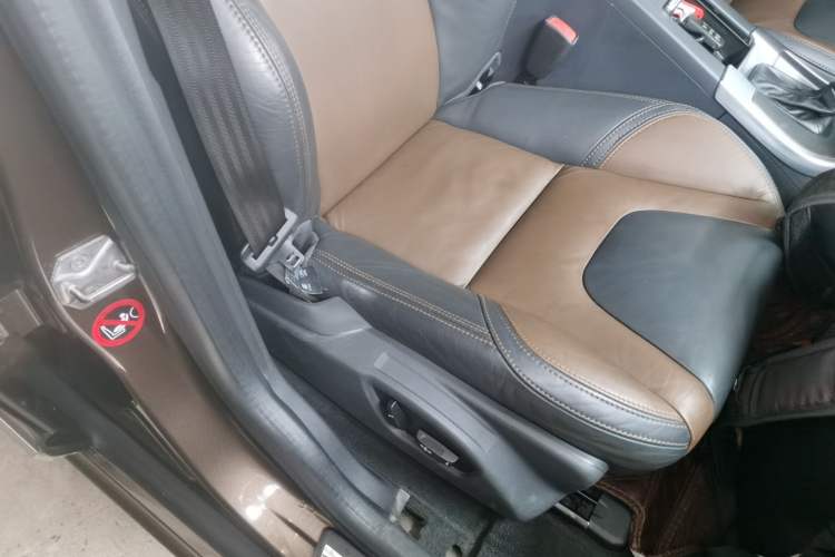 Used Volvo XC60 2014 T6 Zhiyi Edition Right Front Seat