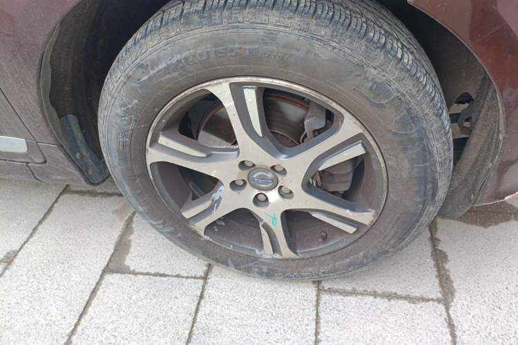 Used Volvo XC60 2014 Restyled T5 Zhiya Edition Right Front Wheel Hub