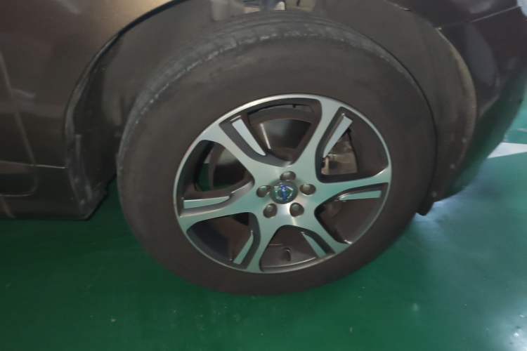 Used Volvo XC60 2014 T5 Zhiyi Edition Right Front Wheel Hub