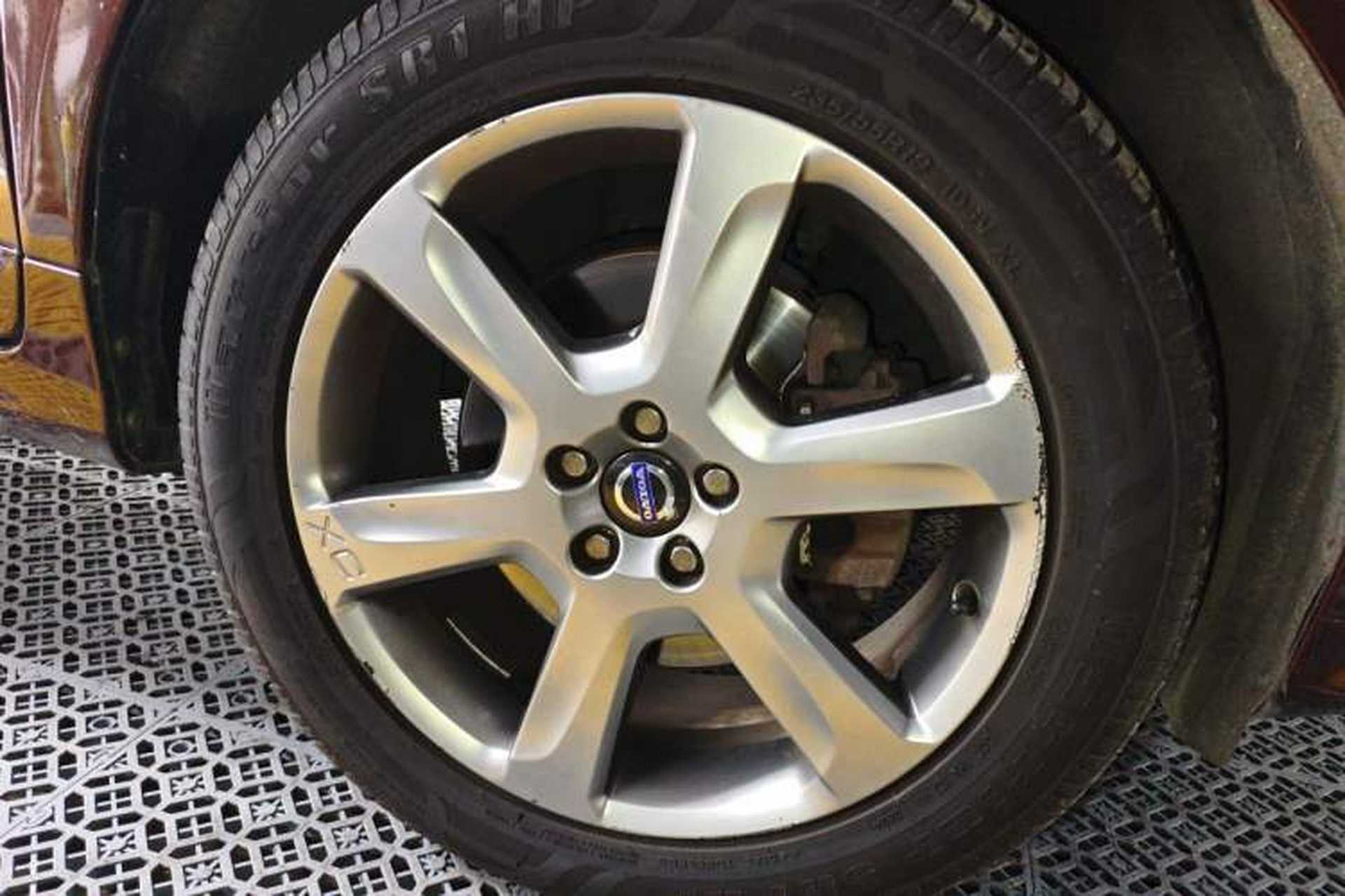 Used Volvo XC60 2014 T6 Zhiyi Edition Right Front Wheel Hub