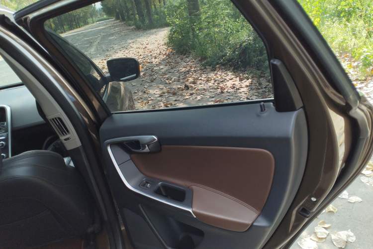 Used Volvo XC60 2014 T6 Smart Edition Right Rear Door Interior