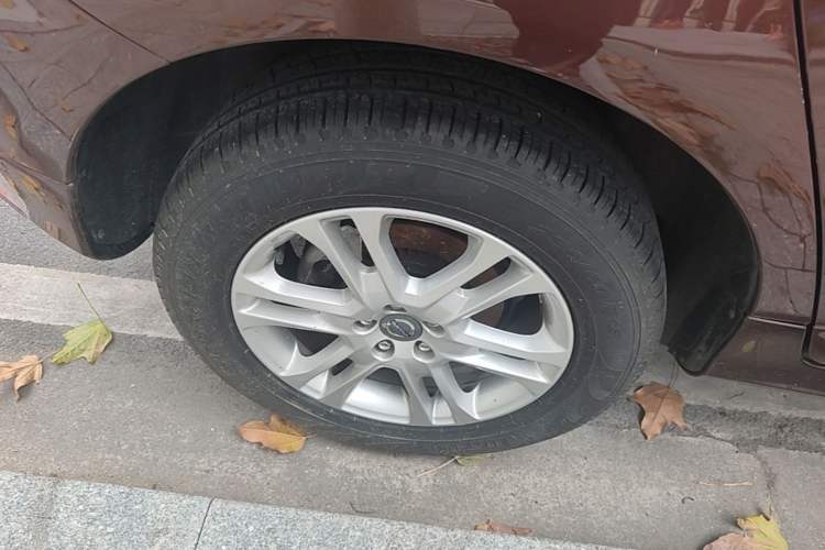 Used Volvo XC60 2014 T5 Zhiyi Edition Right Rear Wheel Hub
