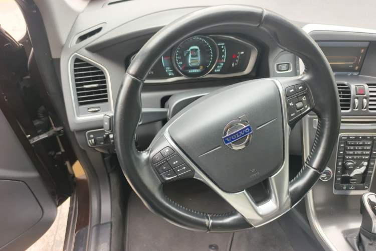 Used Volvo XC60 2014 T5 Zhiya Edition Steering Wheel