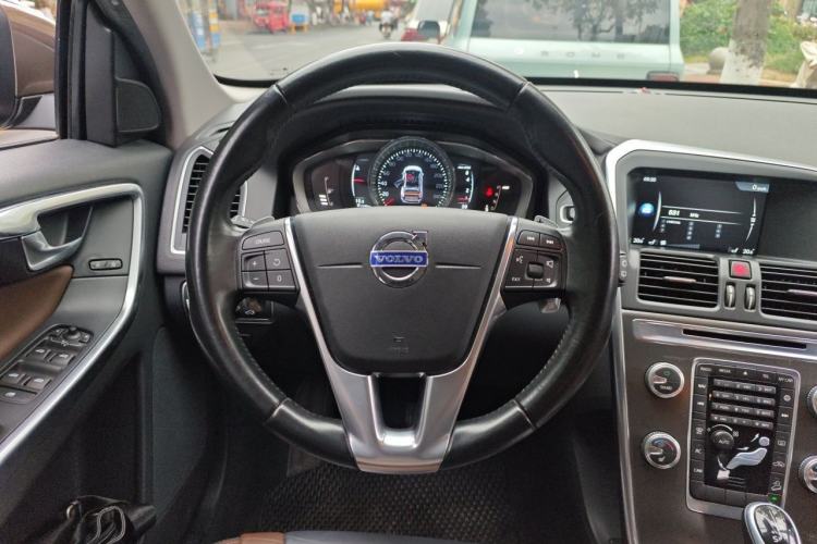 Used Volvo XC60 2014 T6 Zhiyi Edition Steering Wheel