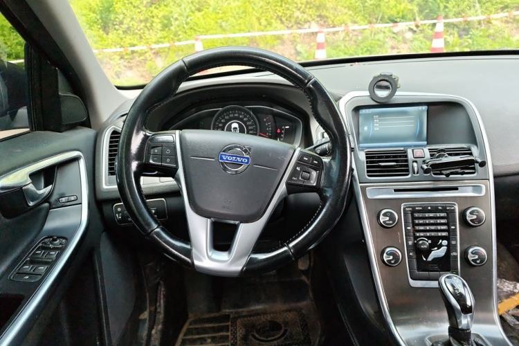 Used Volvo XC60 2014 T5 Zhiyi Edition Steering Wheel